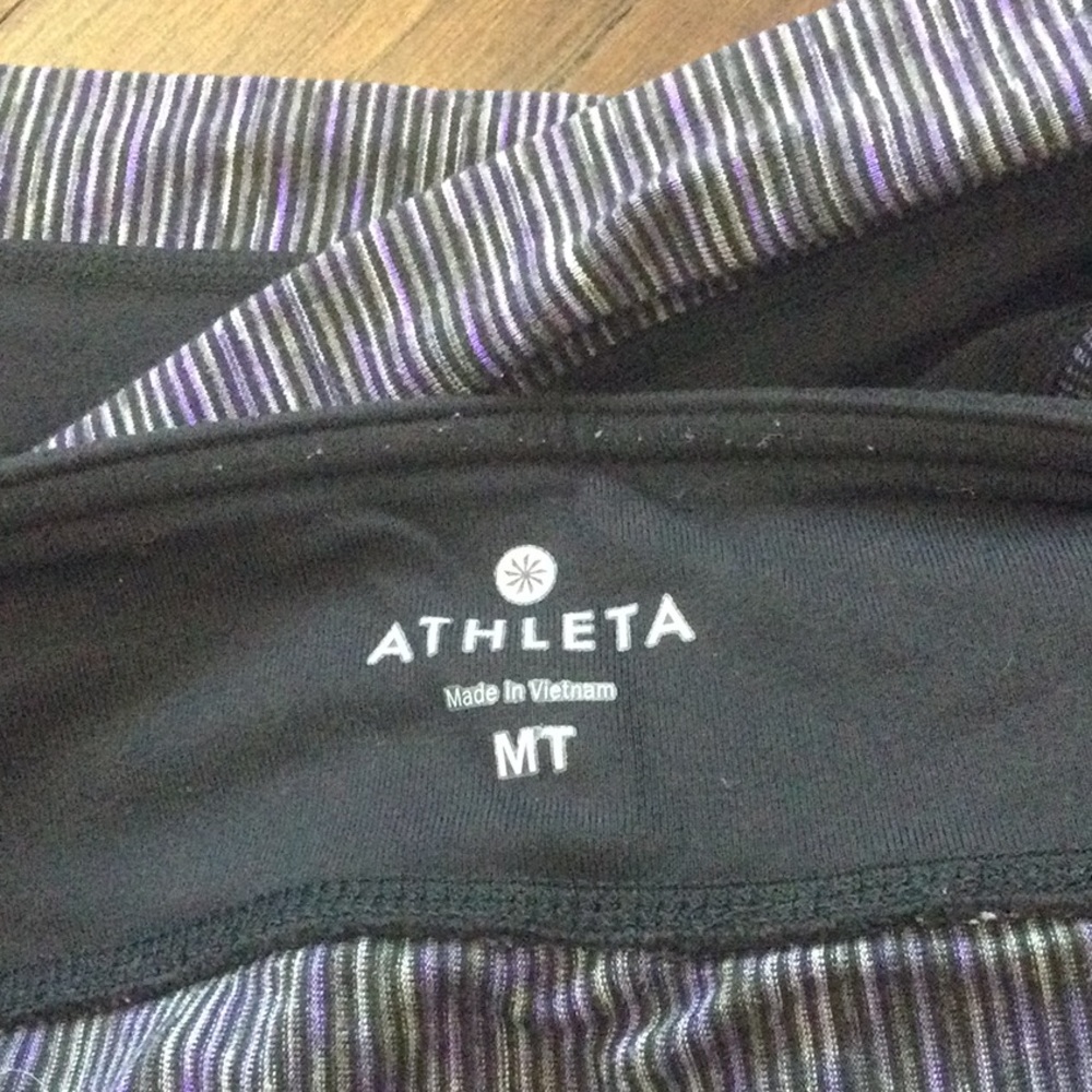Athleta Black Yoga Pants Workout or Leisure Sz MT - Picture 3 of 7